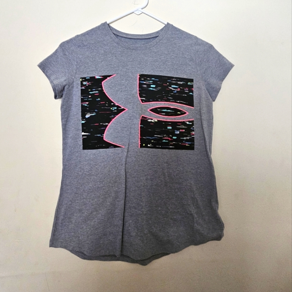 Youth‎ Large UnderArmour TShirt